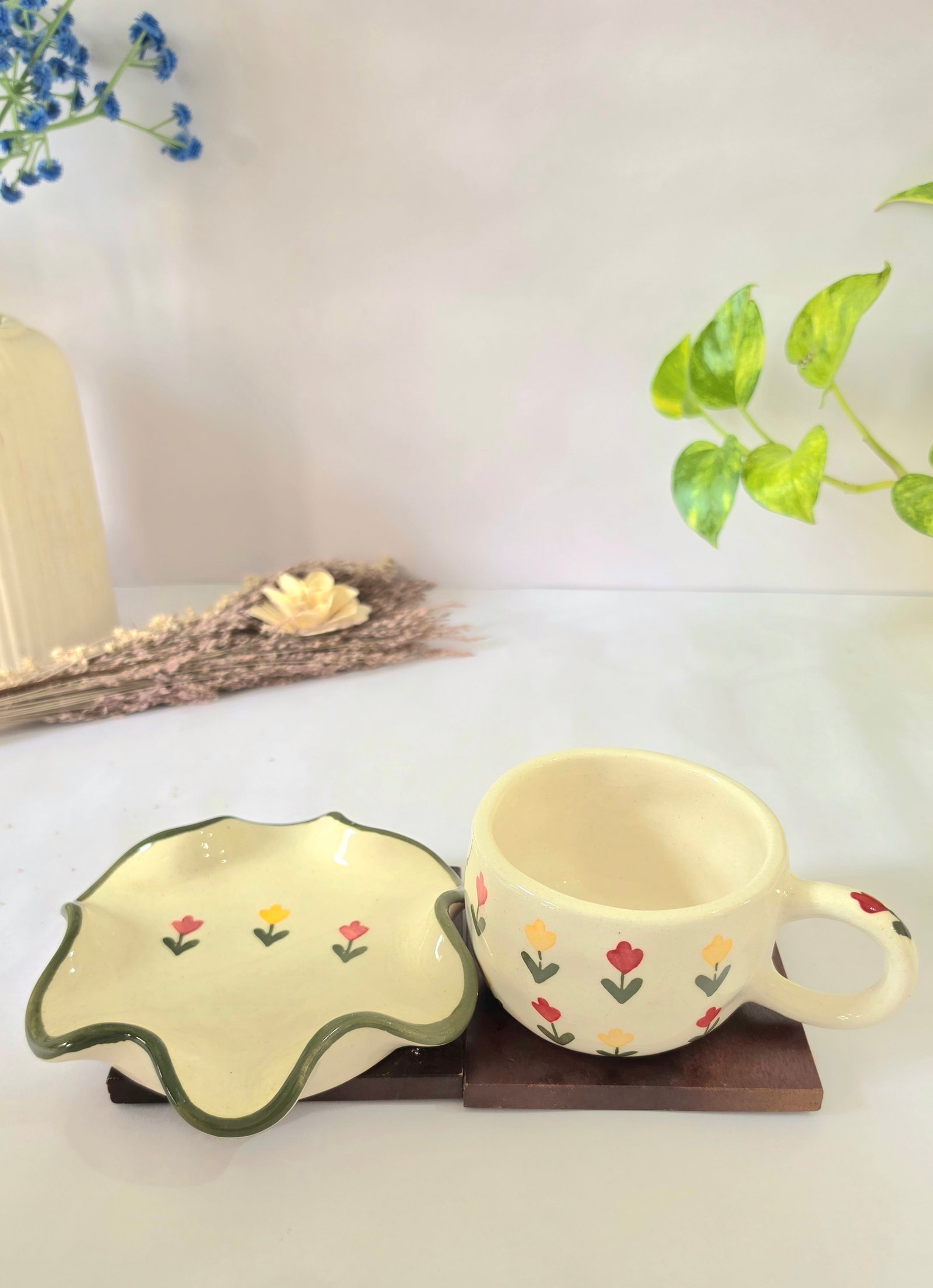 Floral Cup & Saucer Set🌸